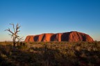 Alba su Uluru,Norther Territory,Australia Alba su Uluru,Norther Territory,Australia