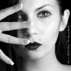 two faces... two faces...