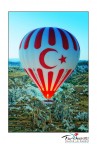 Turchia, Cappadocia. In volo dalla nostra mongolfiera, fotografo il pallone difronte.