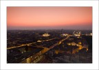 iso 200
15 mm
F/3.5
0,4 sec
HR: http://www.flickr.com/photos/1240/6275488913/sizes/l/in/photostream/

Attratto dalle diagonali che convergono in Piazza Castello ho tagliato a met Il Palazzo Reale.
La foto  leggermente mossa perch fatta con la fotocamera in mano e la lente appoggiata alla rete di protezione anche se avevo con me il cavalletto, ho pensato: "ma si, ce la posso fare" Che pirla!
Mi piacevano molto i colori ed allora l'ho tenuta.