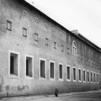 ... e si fece piccola piccola ... ... e si fece piccola piccola ...