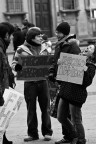 free hugs free hugs