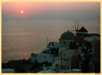 Oia (Santorini) ..dicono sia il pi bel tramonto del mondo..