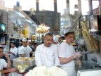 Affollata gelateria a Damasco