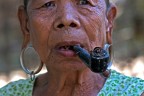 Una delle ultime anziane Theat. Myanmar 2011