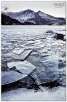 Monochrome ice Monochrome ice