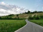 Tra le colline Tra le colline