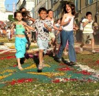 Corsa sull'infiorata Corsa sull'infiorata