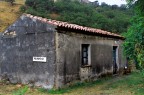 VENDESI (sedia non inclusa nella trattativa) :-) VENDESI (sedia non inclusa nella trattativa) :-)