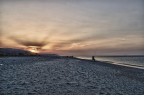 pescare al tramonto con stromboli in lontananza

scatto singolo in leggero hdr

purtroppo si nota il difetto di un puntino di salsedine/sabbia sull'obbiettivo.