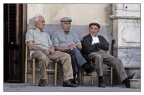 Discutere Discutere