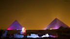Piramidi di notte