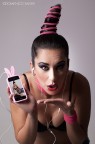 Soltanto per giocare con Sara... Soltanto per giocare con Sara...