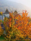 chiesa autunnale chiesa autunnale