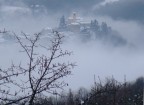 Borgo di Montecorone - offuscata dalla nebbia e dalla neve 
19 gennaio 2013