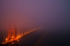 Golden Gate Bridge in un'altra giornata di nebbia.