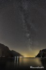 ...Io vado a fotografare la Via Lattea sola soletta!!  Lago di Garda vista da Torbole. D3 + 17-35 2.8
