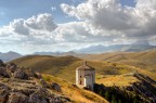 Chiesa di Santa Maria della Pietà - Rocca Calascio AQ Chiesa di Santa Maria della Pietà - Rocca Calascio AQ
