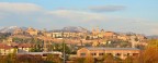Vista di Bergamo Alta 

So che non  molto nitida :( come posso migliorare la foto?