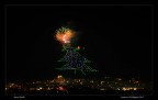 L'albero di Natale di Gubbio  costituito da oltre 750 corpi luminosi disseminati lungo le pendici del monte Ingino, a valle del quale sorge la citt medievale di Gubbio, ed  famoso per essere l'albero di Natale pi grande del mondo. Questa  una foto scattata la sera dell'accensione.