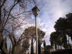 Particolare lampione Villa Bonelli