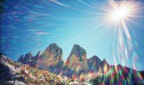 Dolomiti orientali, Tre Cime di Lavaredo, dal Col di Mezzo

camera : Holga 120 WPC ( pinhole 6 X 9 )
pellicola : Kodak Ektar 100
esposizione : 3 sec.
sviluppo : laboratorio standard
pellicola scansionata con : Epson V600