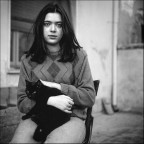 Giovanetta con gatto nero Giovanetta con gatto nero