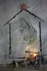 Effige della Madonna col Bambino, scaturita naturalmente dopo il taglio di una lastra di marmo nelle cave di Carrara.
Auguro a tutti buon Natale ed un felice anno nuovo.