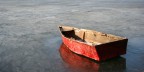 Foto di un lago ghiacciato fatta nel inverno 2006.