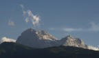 Preso in prestito da GiovanniQ: Pareidolia on mountain
E' cos tutti i giorni di sole.