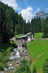 Un antico mulino,ora in disuso,sul tratto iniziale del Piave.