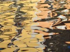 Riflesso su acqua Riflesso su acqua