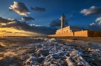 Il faro di San Cataldo - Lo scatto dal mare Il faro di San Cataldo - Lo scatto dal mare
