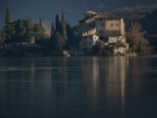 riflessi sul lago ghiacciato

----------------------------------------
suggerimenti e critiche sempre ben accetti, grazie