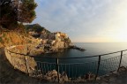 Manarola con fisheye samyang 8mm 1\160 F8 800 iso