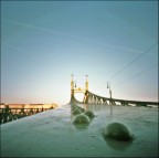 camera : Firth of Clayde, 6x6 homemade pinhole, F136
film : Kodak Portra 160 expired 2006
exposure : 4sec, read with Sverdlovsk 4 soviet lightmeter
rise up : no
development : Tetenal Colortec C41, 38 C, 4min, tank AP
scanned > Epson V600