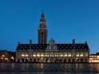 Principalmente un esercizio tecnico con la bellissima biblioteca di Leuven. 
Applicato un lieve post-processing per raddrizzare le linee (piano piano sto imparando che le devo raddrizzare! :-) ) ed aumentare un pochino la nitidezza. 
Come al solito consigli e critiche sempre ben accetti.