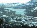 Vista invernale del lago