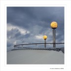 Globi di luce.... Globi di luce....