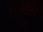 premetto che sono ignorante di fotografia, anche se vorrei iniziare, ma un mio amico ha scattato una foto in una camera senza luce ed  venuto fuori un effetto strano, sapreste dirmi a che cosa  dovuto? (non so se ha usato filtri o cosa sono ignorante in materia)