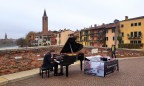 Il pianista fuori posto Il pianista fuori posto