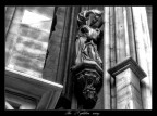 Statua del Beato Samuele Marzorati, lato sinistro del Duomo di Milano. Sto sperimentando col B/N effettato, e mi piacerebbe sapere cosa ne pensate di questa resa... ho paura di "effettare" troppo... ;)