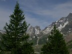 Vista dal Lago del Miage verso il Colle della Seigne (Francia)