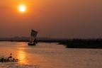 Tramonto a Ganvié (Benin) Tramonto a Ganvié (Benin)