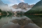 Lago di Braies all'imbrunire