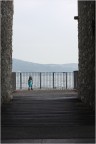 Ho scattato le foto mentre attraversavo a piedi il borgo di Gargnano, sponda Ovest del lago di Garda, utilizzando per tutti gli scatti un'unica ottica (50 mm fisso). Critiche e consigli sempre ben accetti.