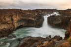 Cascata dell'Islanda del nord.
La particolarit di questa cascata sono i raggi che si formano sull'acqua.