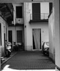 Fotografia digitale di un Cortile a Legnano (MI)
