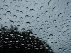 Gocce sul parabrezza Gocce sul parabrezza