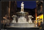Fontana in Piazza Duomo a Catania, all'ingresso della "Pescheria"